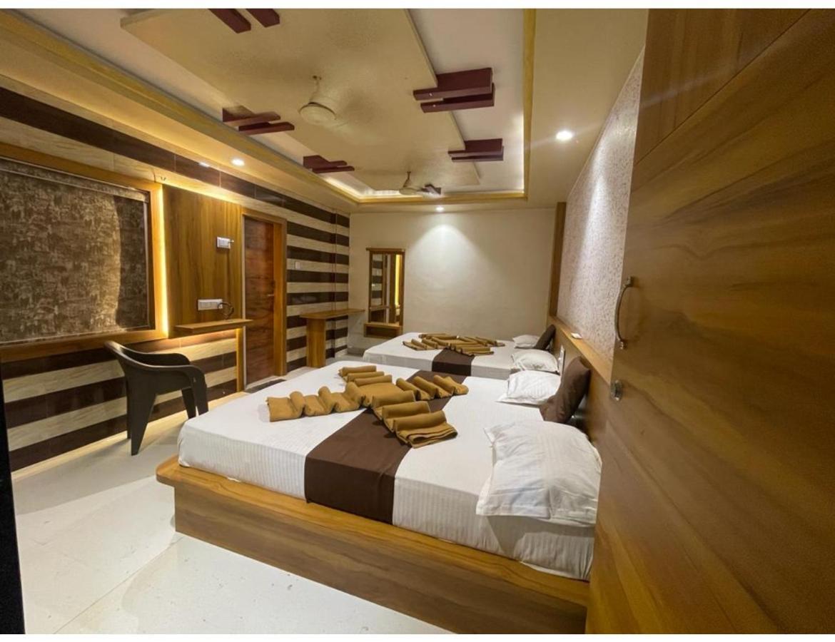 Hotel Sukhnath, Somnāth Eksteriør bilde
